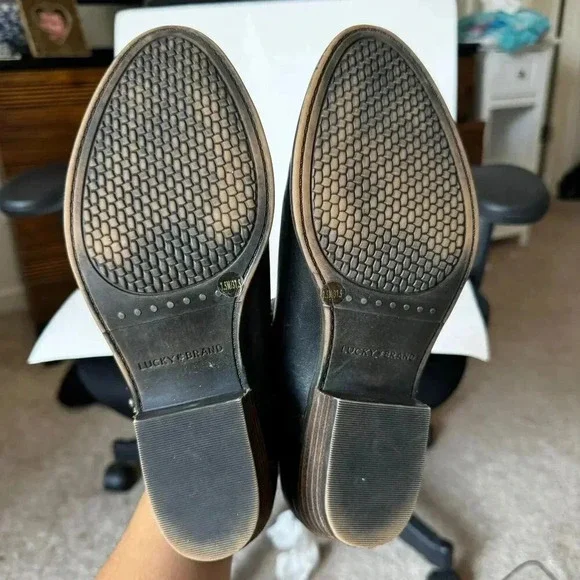 Lucky Brand Kendy Studded Bootie (Women)LEATHER | kendy bootie SIZE 7.5 - Picture 9 of 9